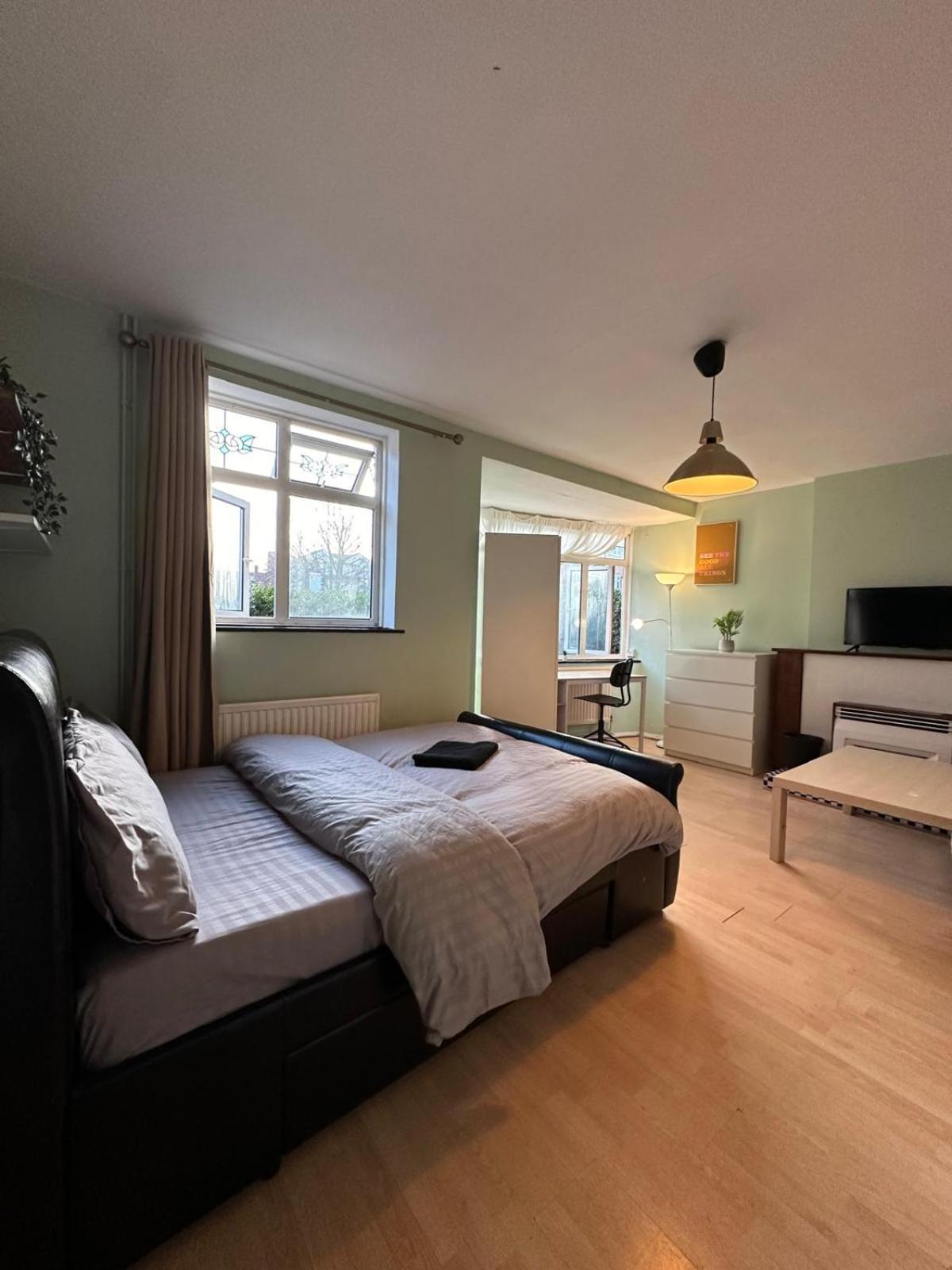 Hotel Whitechapel Lindley House R2 London Exterior foto